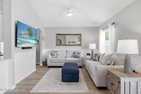 Living - 920 Oak Arbor Cir, Saint Augustine, FL 32084 photo 1 of 2