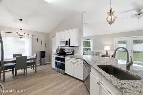 Kitchen - 920 Oak Arbor Cir, Saint Augustine, FL 32084 photo 4 of 4