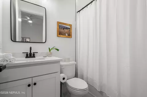 Bath - 3951 Myrtle St, Saint Augustine, FL 32084 photo 3 of 6