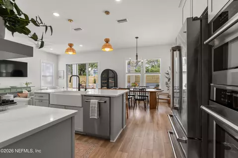 Kitchen - 3951 Myrtle St, Saint Augustine, FL 32084 photo 2 of 4