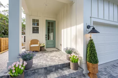 Exterior - 3951 Myrtle St, Saint Augustine, FL 32084 photo 2 of 6