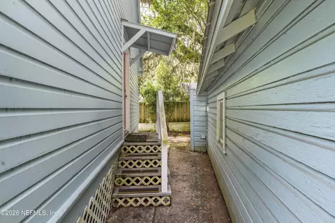 Exterior - 2 Clark St, Saint Augustine, FL 32084 photo 12 of 15