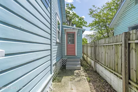 Exterior - 2 Clark St, Saint Augustine, FL 32084 photo 14 of 15