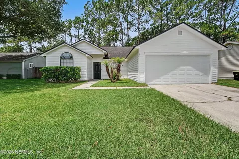 924 Aries Rd W, Jacksonville, FL 32216