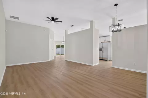 Living - 224 Pine Arbor Cir, Saint Augustine, FL 32084 photo 2 of 6
