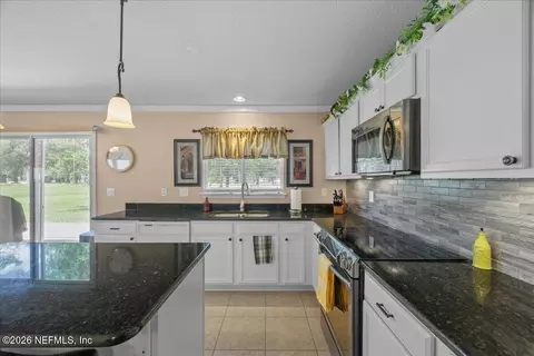 Kitchen - 509 Knolle Ct, Saint Augustine, FL 32092 photo 3 of 3