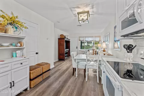 Dining - 64 Kon Tiki Cir, Saint Augustine, FL 32080 photo 1 of 2