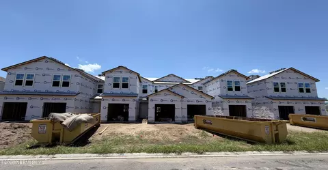 230 Brazil Nut Cir, Jacksonville, FL 32218