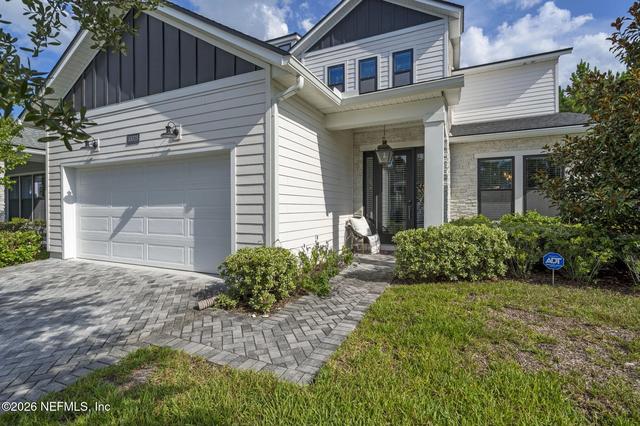 10028 Exhibition Cir, Jacksonville, FL 32256