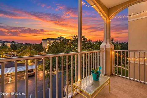 7801 Point Meadows Dr #2302, Jacksonville, FL 32256