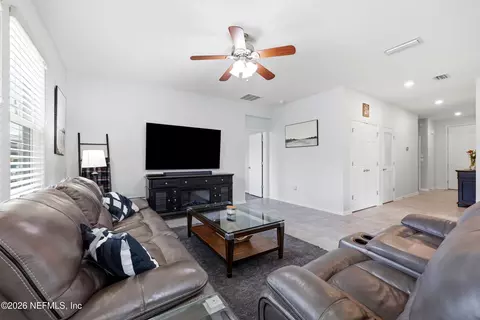 Entry Way - 733 Trellis Bay Dr, Saint Augustine, FL 32092 photo 3 of 3