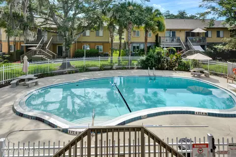 1800 Park Ave #232, Orange Park, FL 32073
