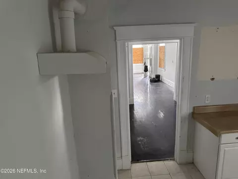 Entry Way - 33 E 18th St, Jacksonville, FL 32206 photo 1 of 1