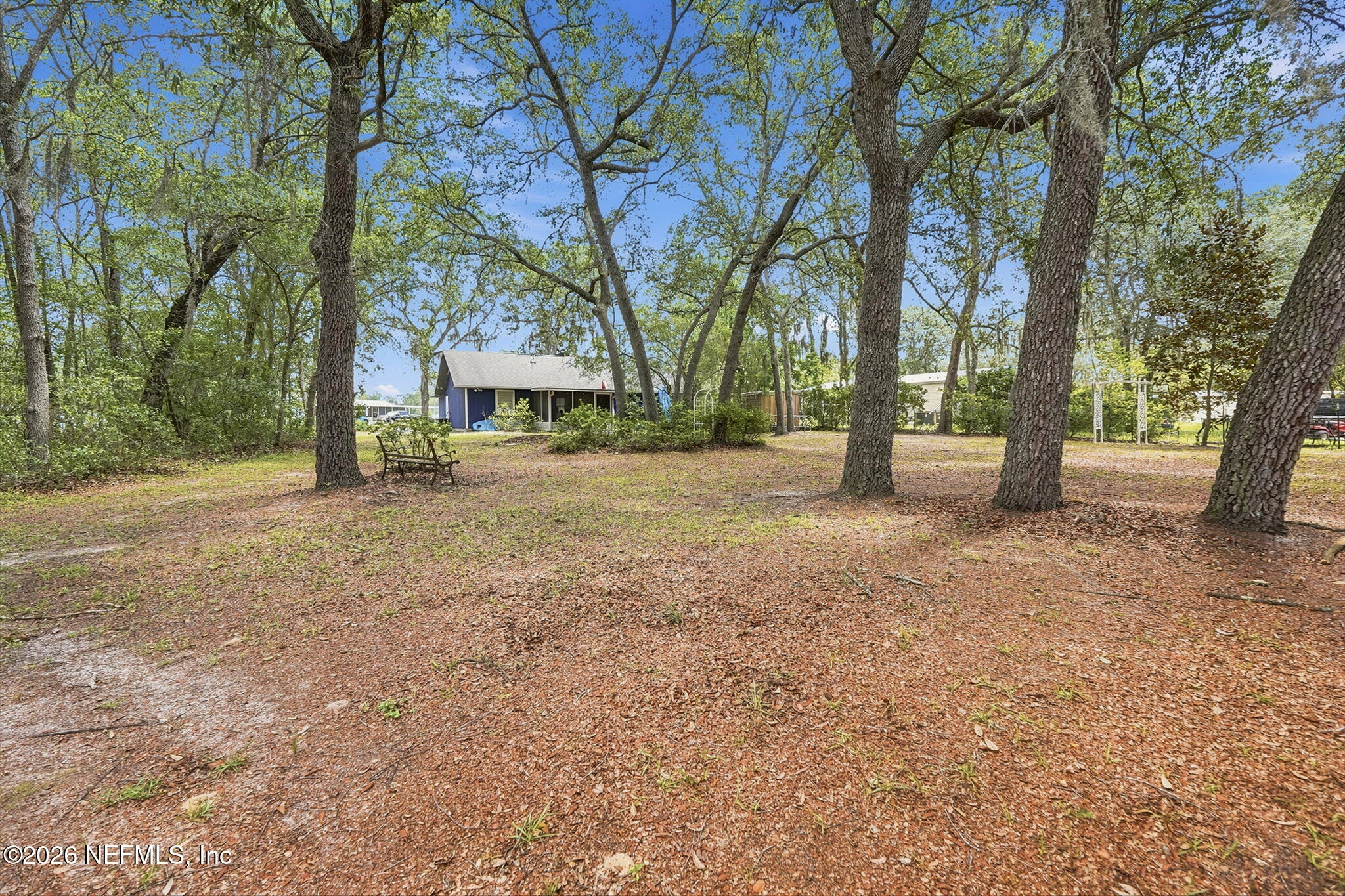 Exterior - 209 Scott St, Interlachen, FL 32148 photo 6 of 7