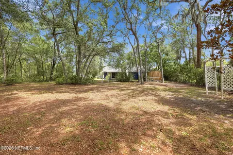 Exterior - 209 Scott St, Interlachen, FL 32148 photo 7 of 7
