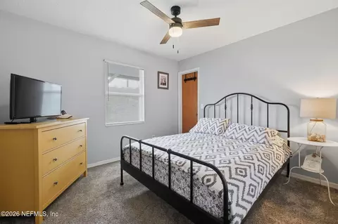 Bedroom - 209 Scott St, Interlachen, FL 32148 photo 3 of 4
