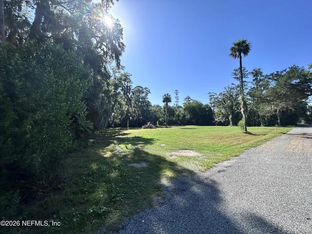 16 Palm Ln, Palm Valley, FL 32082