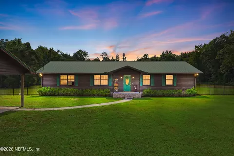 106 Krantz Rd, Palatka, FL 32177