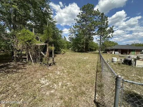 Exterior - 2400 Range Line Rd, Middleburg, FL 32068 photo 2 of 2