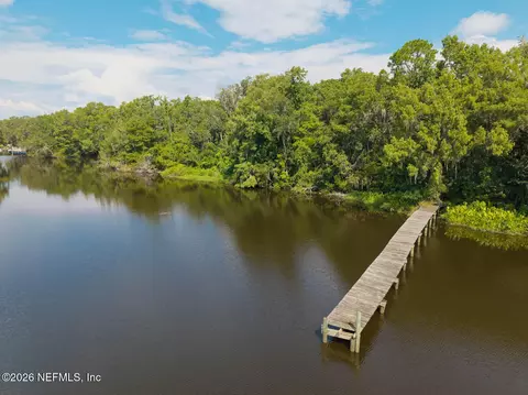 102 Cedar Creek Rd, Palatka, FL 32177