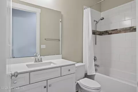 Bath - 1026 Glenneyre Cir, Saint Augustine, FL 32092 photo 2 of 4