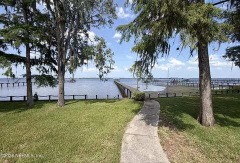 442 Cedar Creek Rd, Palatka, FL 32177