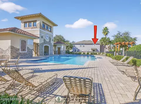 Exterior - 327 W Pisa Pl, Saint Augustine, FL 32084 photo 6 of 6