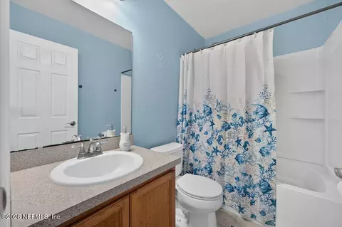 Bath - 327 W Pisa Pl, Saint Augustine, FL 32084 photo 1 of 2