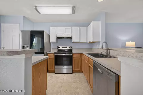 Kitchen - 327 W Pisa Pl, Saint Augustine, FL 32084 photo 1 of 4
