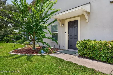 Exterior - 327 W Pisa Pl, Saint Augustine, FL 32084 photo 3 of 6