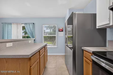 Kitchen - 327 W Pisa Pl, Saint Augustine, FL 32084 photo 4 of 4