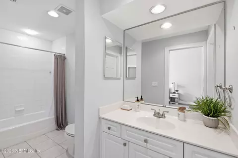 Bath - 355 N Shore Cir #1332, Saint Augustine, FL 32092 photo 4 of 5