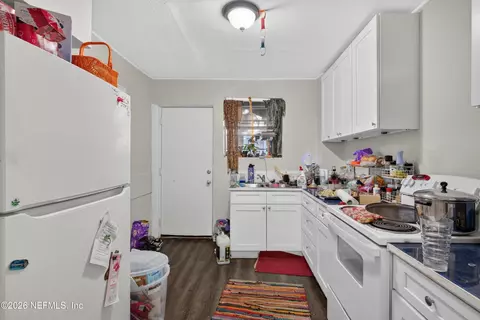 Kitchen - 3107 Post St, Jacksonville, FL 32205 photo 2 of 5