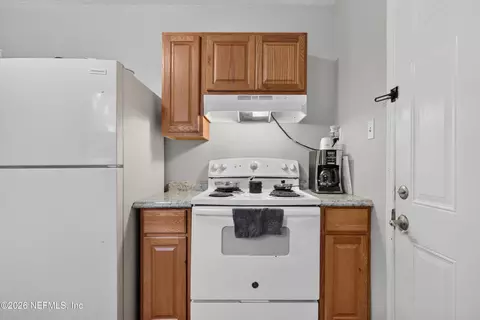 Kitchen - 3107 Post St, Jacksonville, FL 32205 photo 5 of 5