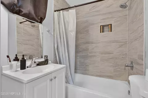 Bath - 3107 Post St, Jacksonville, FL 32205 photo 4 of 4