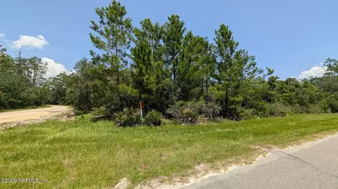 201 Whispering Pines Rd, Georgetown, FL 32139