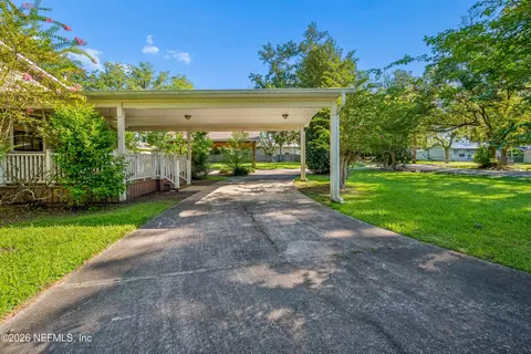 Exterior - 403 S Cherry St, Starke, FL 32091 photo 1 of 12
