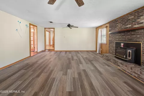Living - 403 S Cherry St, Starke, FL 32091 photo 3 of 3