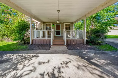 Exterior - 403 S Cherry St, Starke, FL 32091 photo 5 of 12