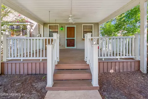 Exterior - 403 S Cherry St, Starke, FL 32091 photo 6 of 12