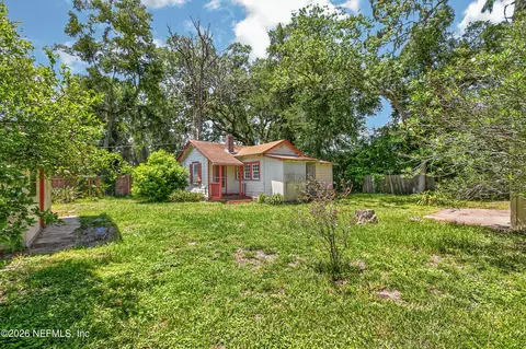 Exterior - 5630 Patsy Anne Dr, Jacksonville, FL 32207 photo 4 of 14
