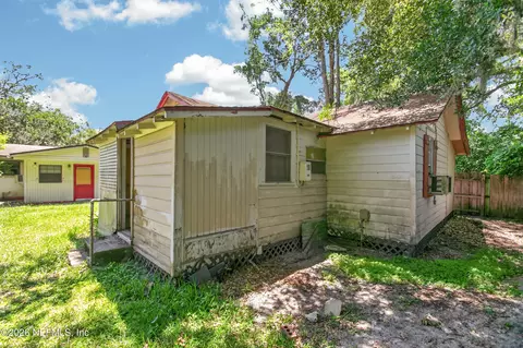 Exterior - 5630 Patsy Anne Dr, Jacksonville, FL 32207 photo 13 of 14