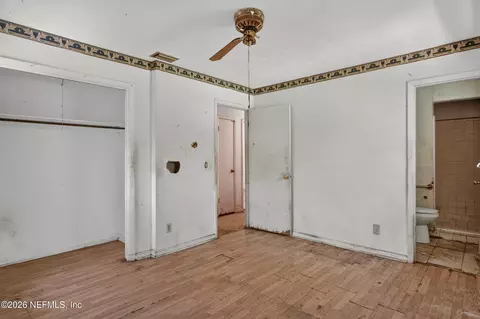 Bedroom - 5630 Patsy Anne Dr, Jacksonville, FL 32207 photo 6 of 12
