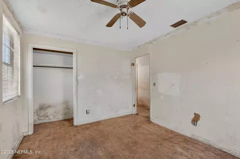 Bedroom - 5630 Patsy Anne Dr, Jacksonville, FL 32207 photo 5 of 12
