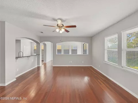 Living - 1074 Garrison Dr, Saint Augustine, FL 32092 photo 5 of 10