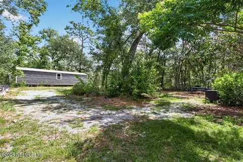 101 Pond Cir, Interlachen, FL 32148 photo 9