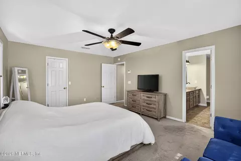 Bedroom - 8221 Forest Ct, Saint Augustine, FL 32092 photo 3 of 9