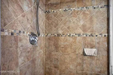 Bath - 8221 Forest Ct, Saint Augustine, FL 32092 photo 2 of 4
