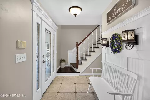 Entry Way - 8221 Forest Ct, Saint Augustine, FL 32092 photo 2 of 3