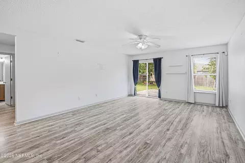 Living - 736 Wynfield Cir, Saint Augustine, FL 32092 photo 3 of 4